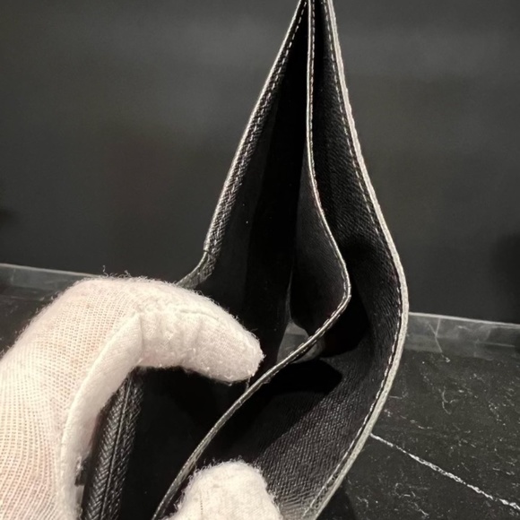 Damier Graphite Marco Wallet - Picture 8 of 8